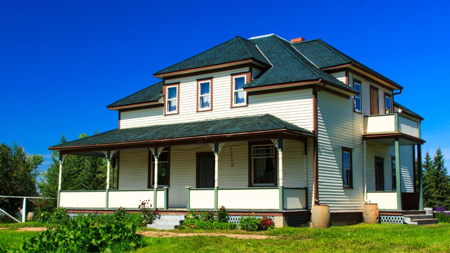 Comprendre le rôle des diagnostics immobiliers dans la gestion des propriétés anciennes